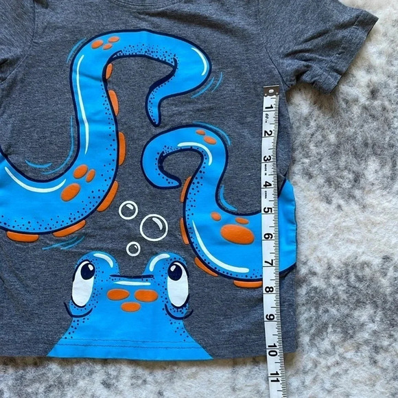 Carter’s shirt - Picture 5 of 5